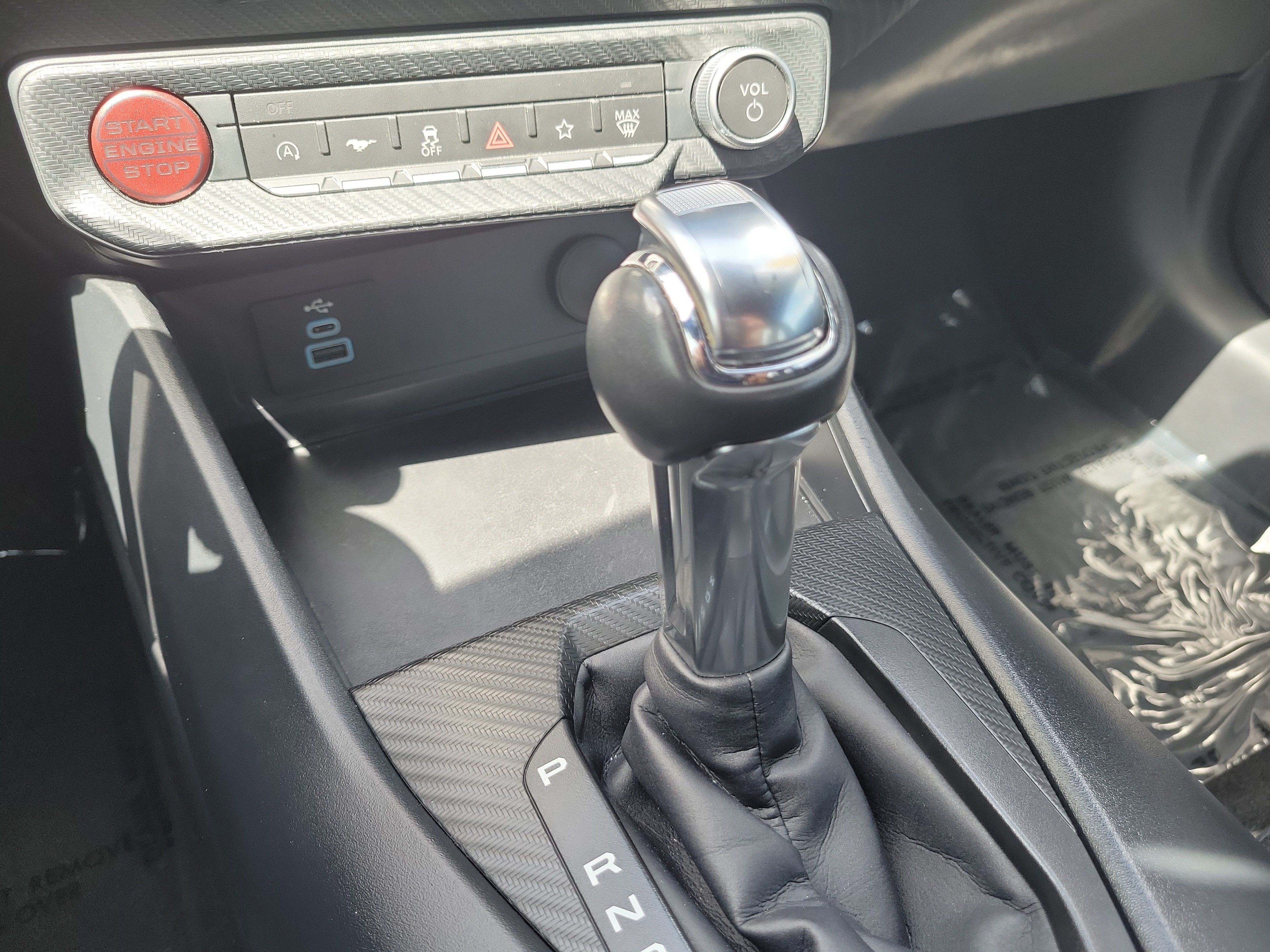 Used 2024 Oxford White Ford GT image 24
