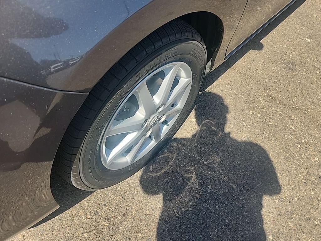 Used 2015 Gray Toyota Four image 7