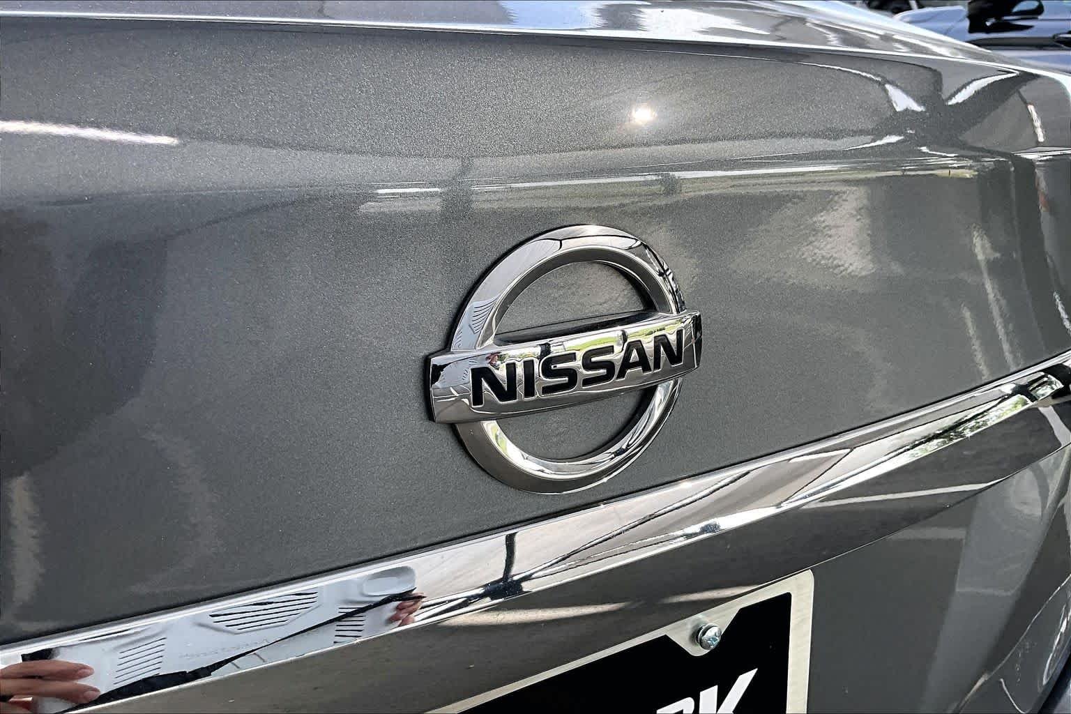 Used 2018 Gun Metallic Nissan 2.5 S image 29