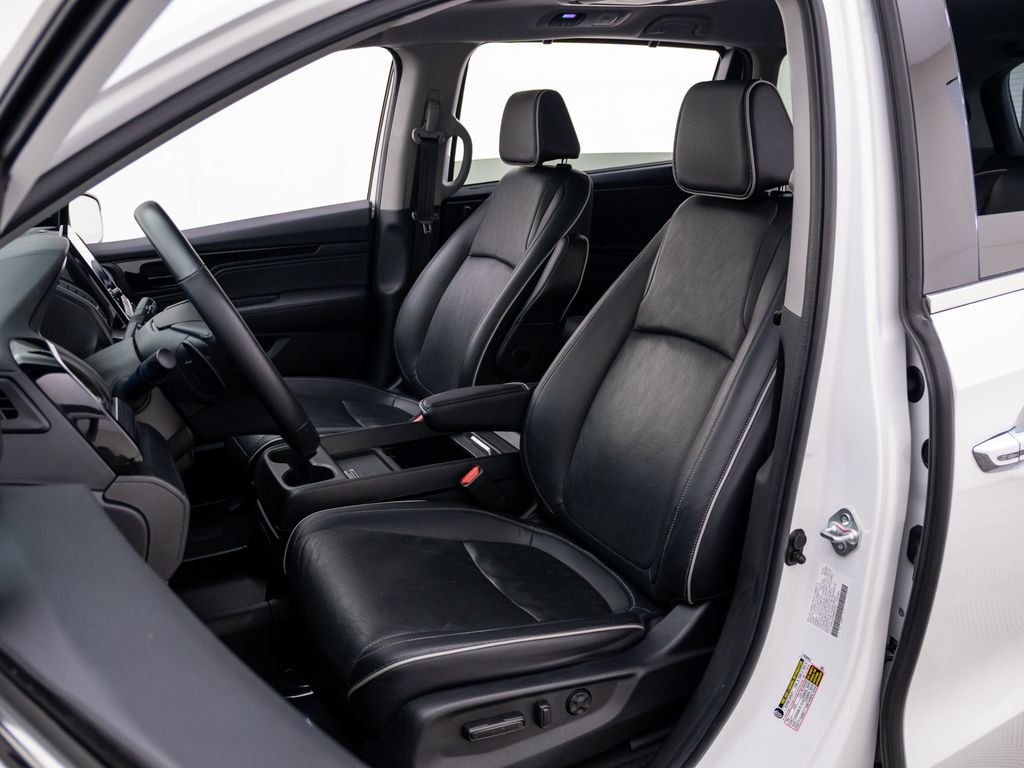 2022 Honda Odyssey Elite - Photo 16