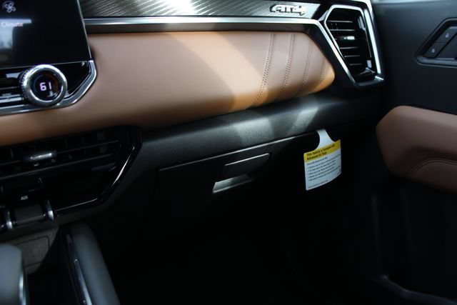 2026 GMC Canyon AT4 - Photo 17