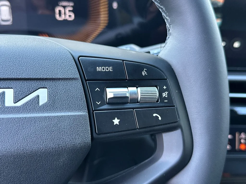 New 2026 Black Kia EX image 27