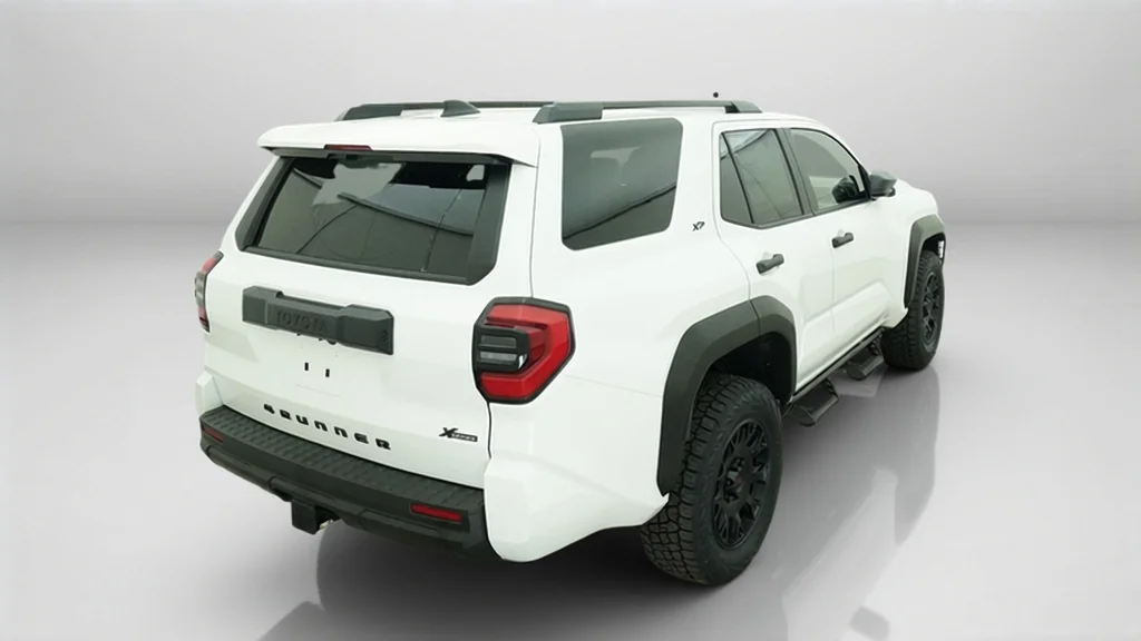 New 2026 Ice Cap Toyota SR5 image 11