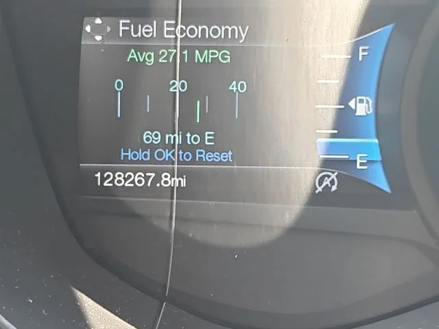 Used 2018 Magnetic Ford SE image 10