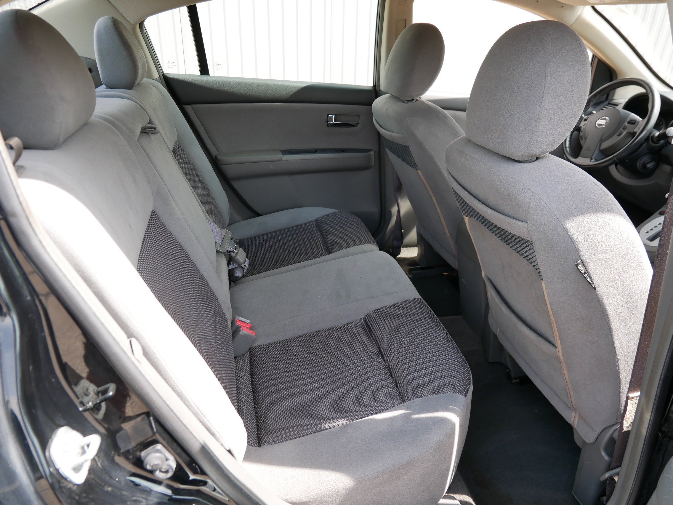 Used 2007 Black Nissan  image 13