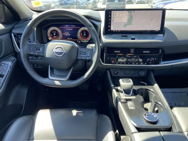 2025 Nissan Rogue SL - Photo 13