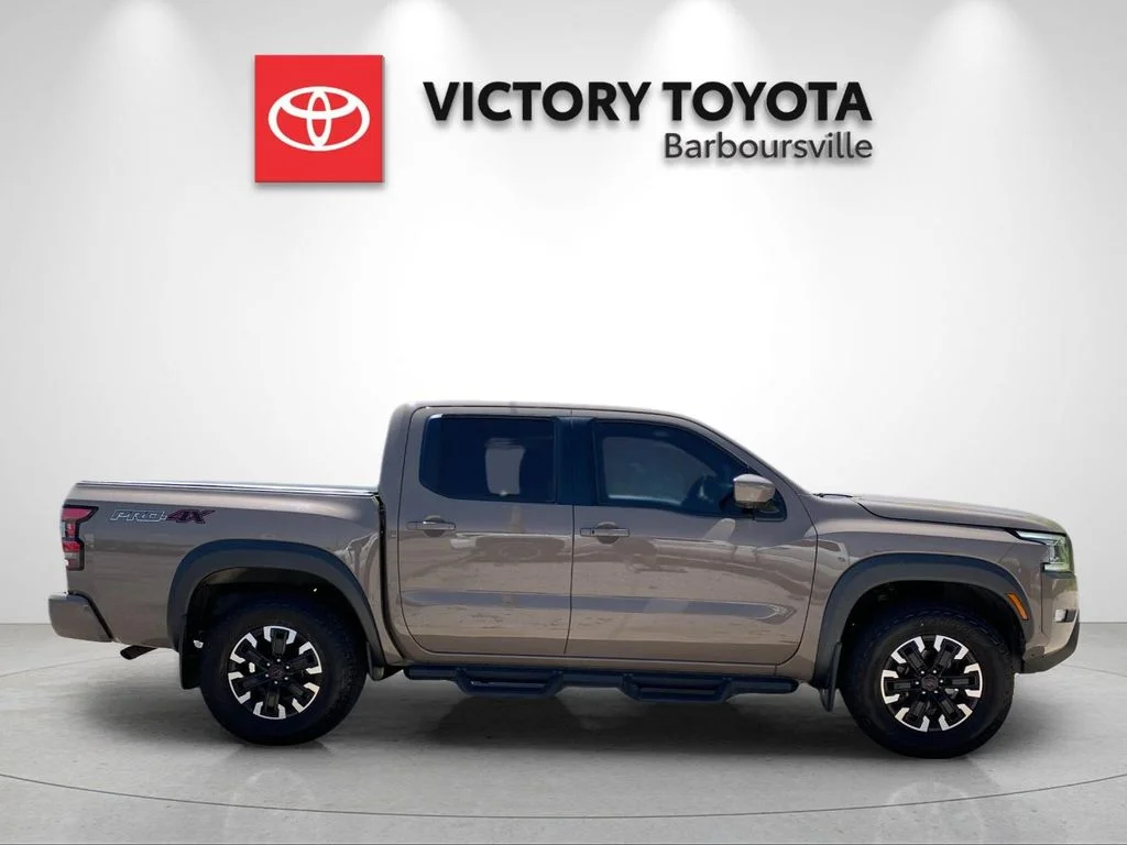 Used 2023  Nissan PRO-4X image 6
