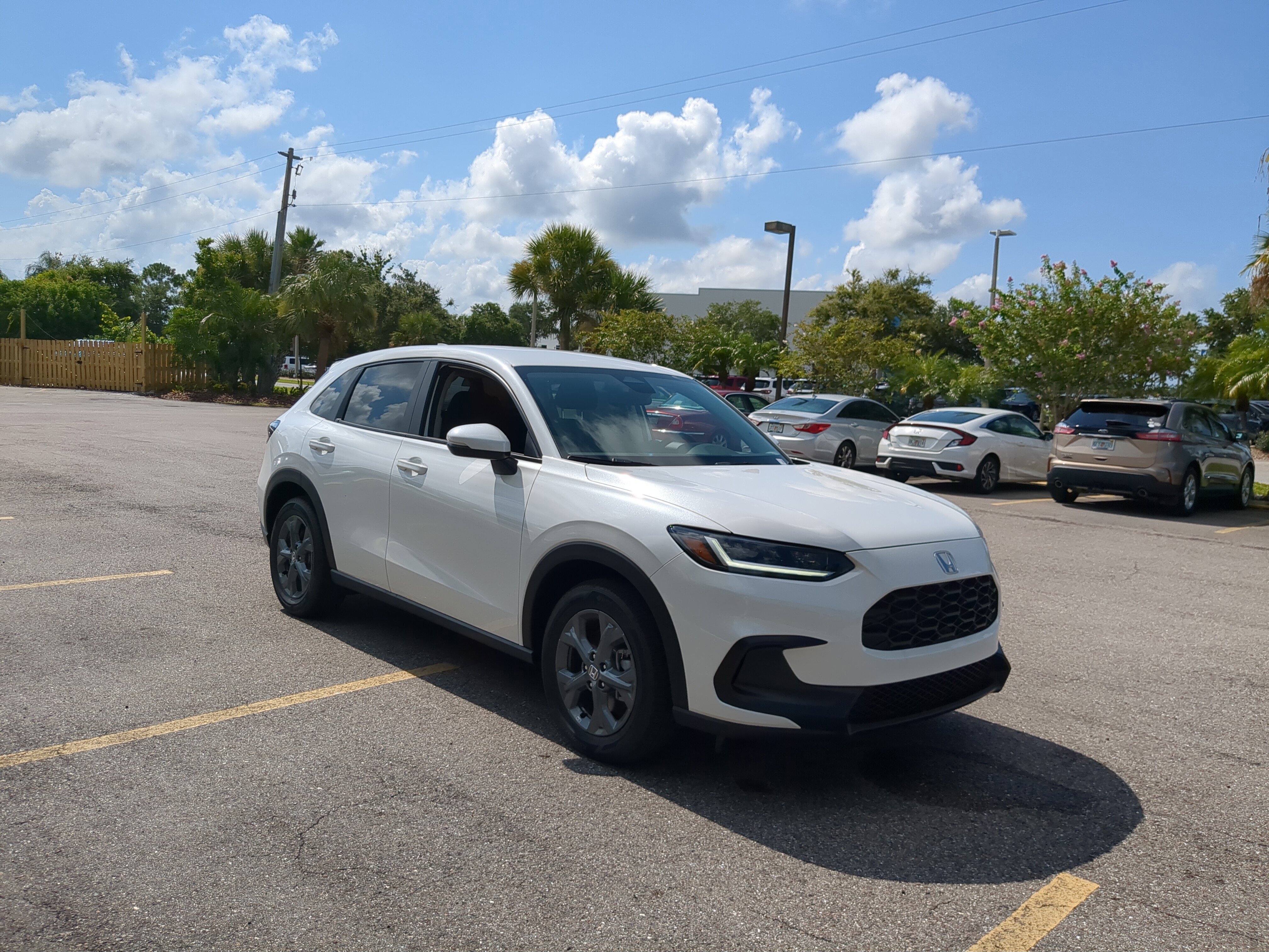 New 2026 Platinum White Pearl Honda LX image 2