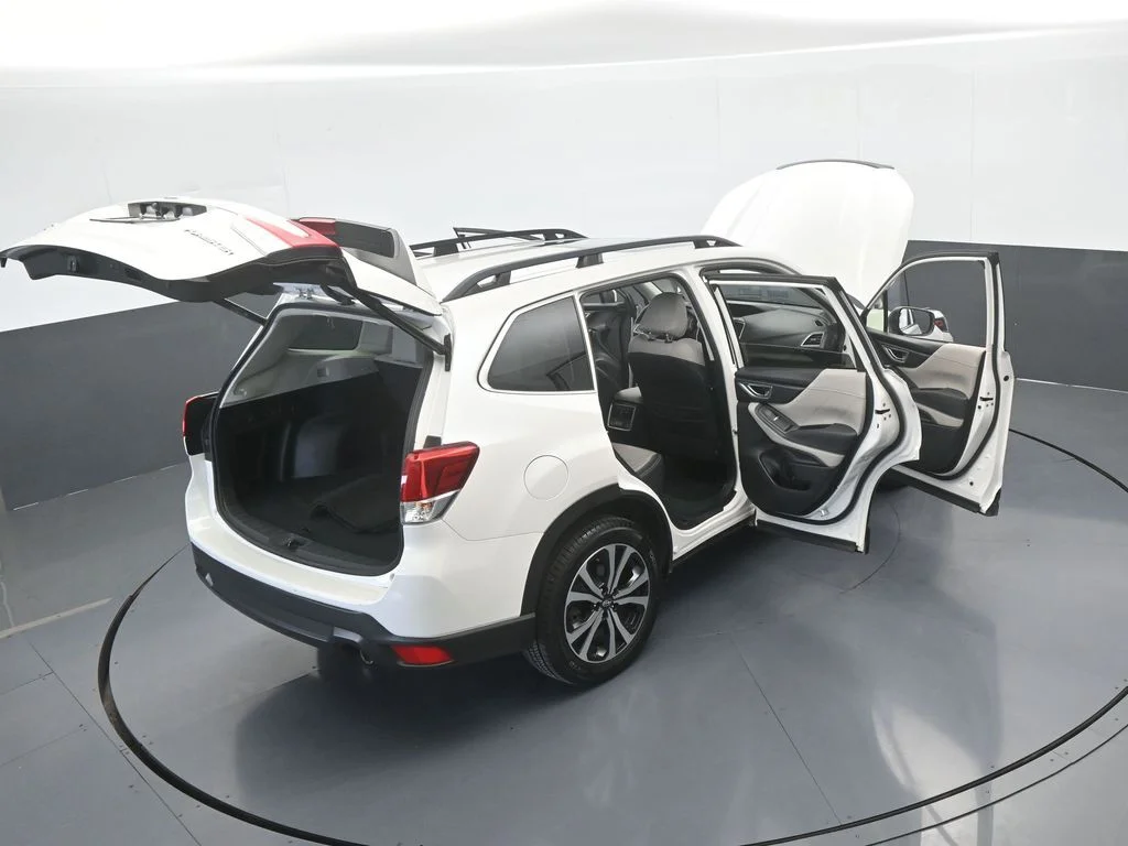 Used 2022 Crystal White Pearl Subaru Limited image 67