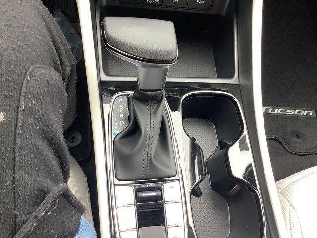 New 2026 Gray Hyundai SEL image 23