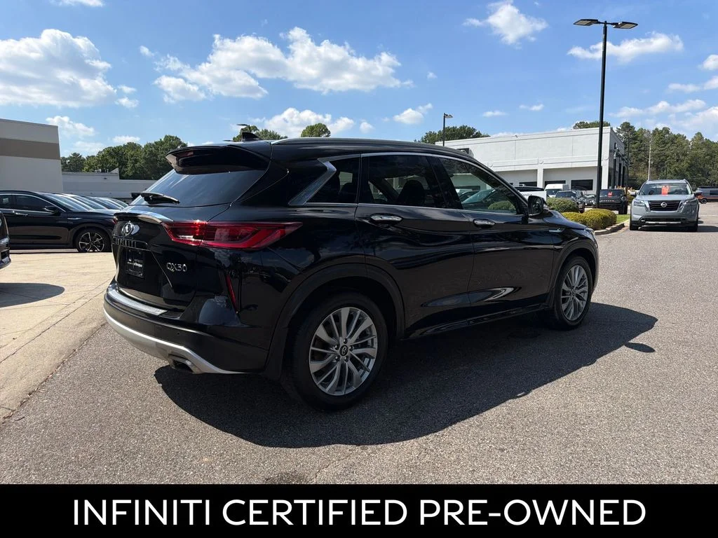 Certified Used 2023 Black Obsidian INFINITI LUXE image 12