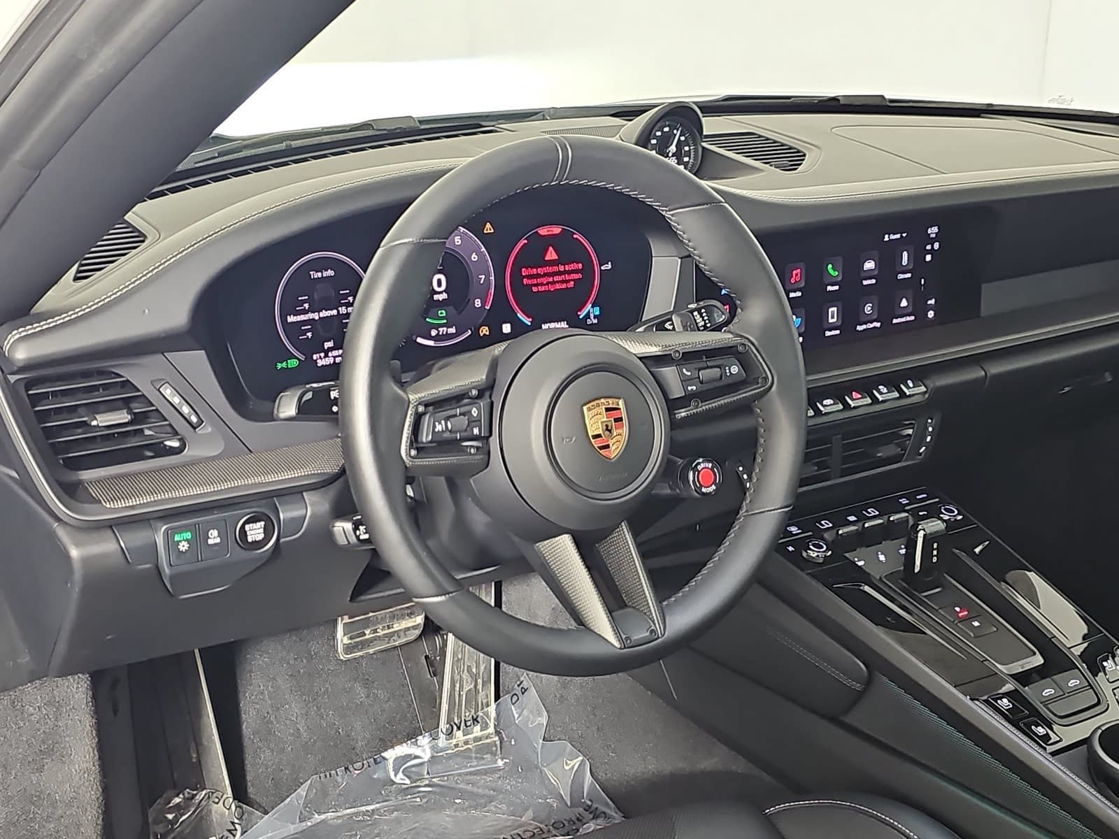 Used 2025  Porsche Targa 4 GTS image 12