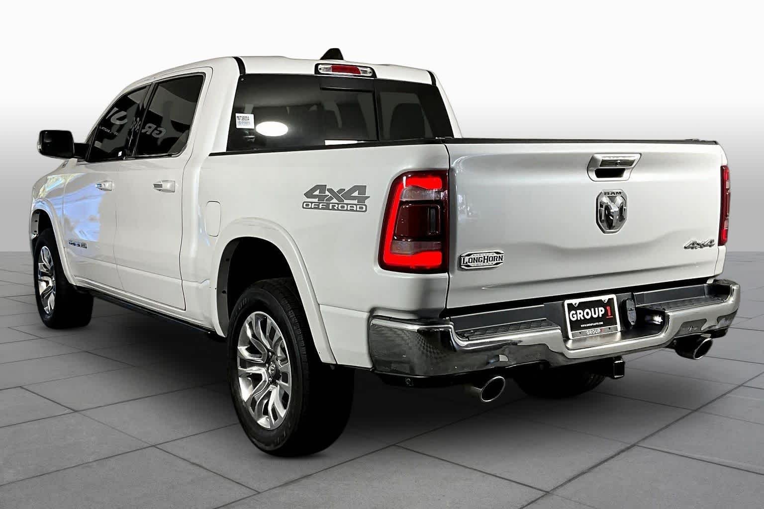 Used 2021 Ivory White Tri-Coat Pearlcoat Ram Longhorn image 17