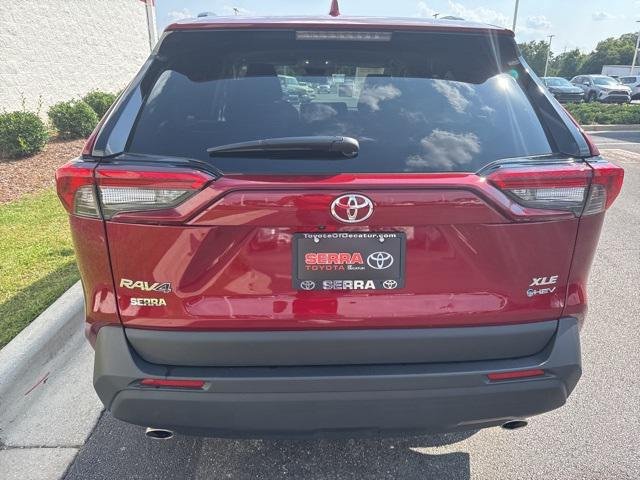 2025 Toyota RAV4 XLE - Photo 6