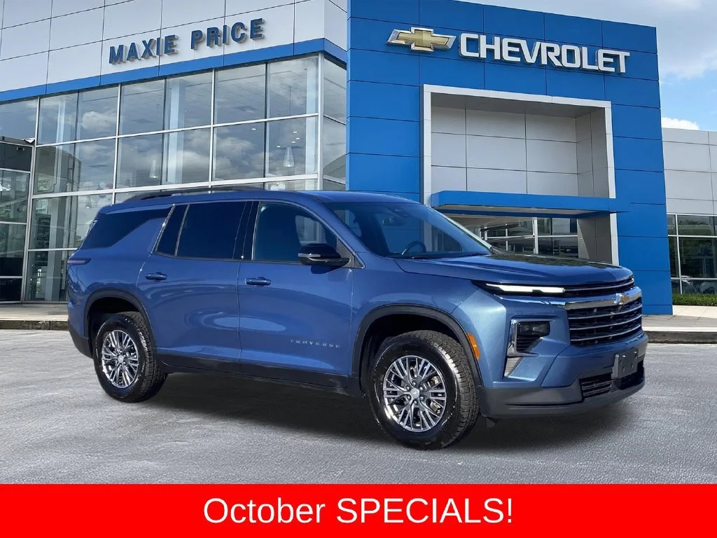 2025 Chevrolet Traverse LT