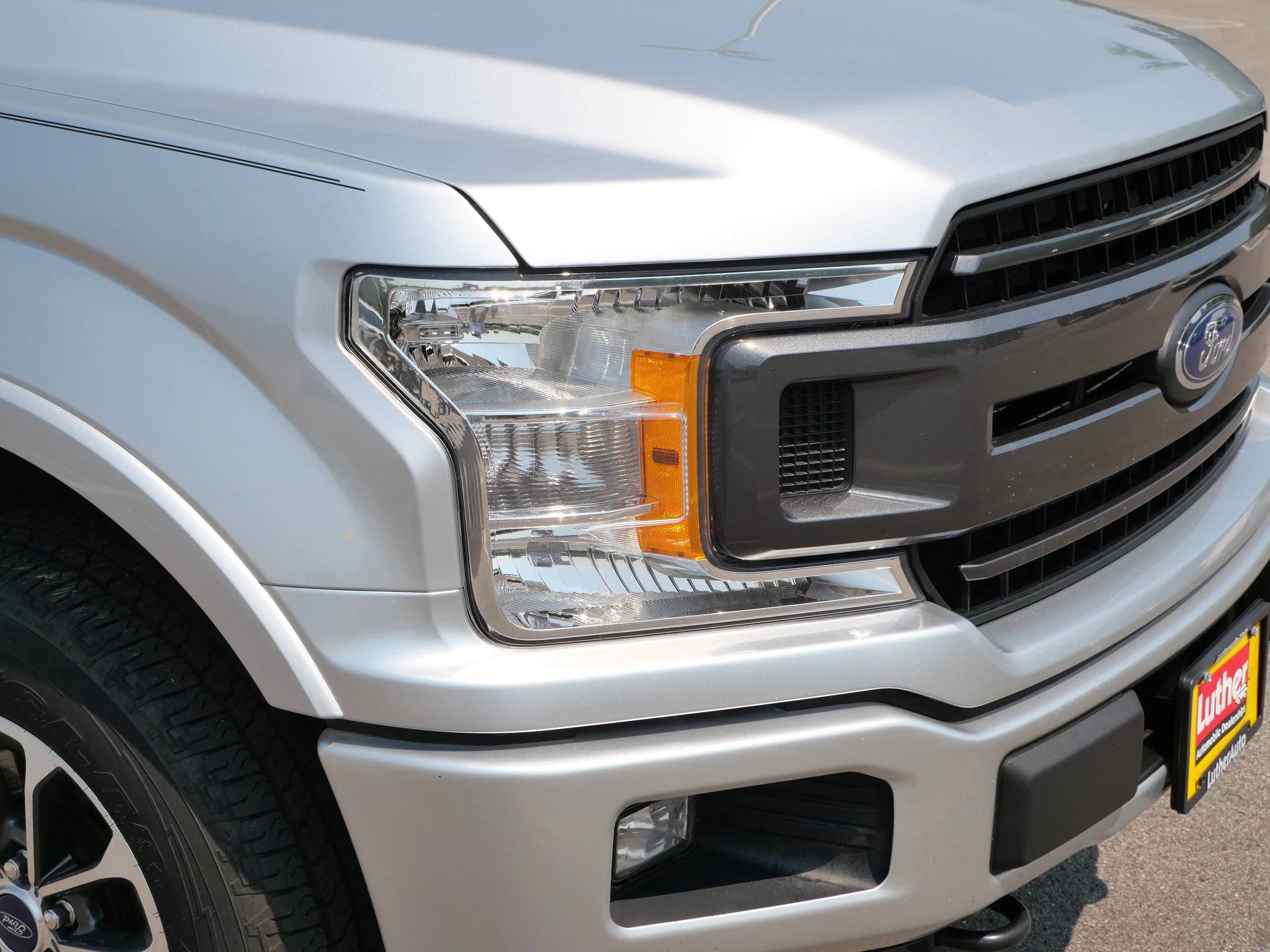 Used 2018 Ingot Silver Metallic Ford XLT image 16