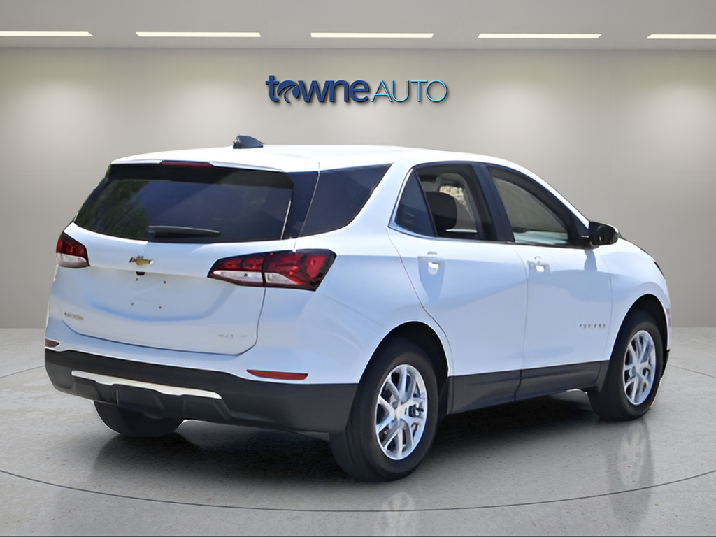 Used 2024 White Chevrolet LT image 5