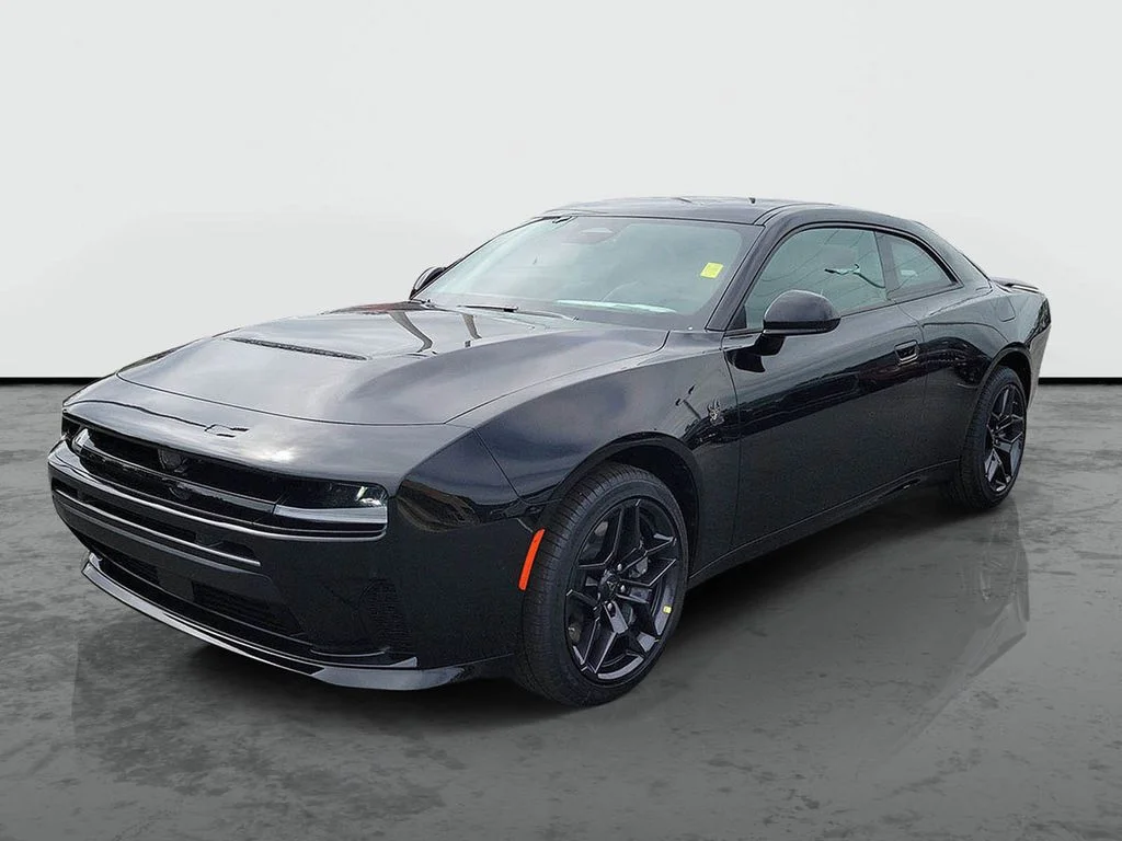 New 2026 Diamond Black Crystal Pearlcoat Dodge Scat Pack image 5