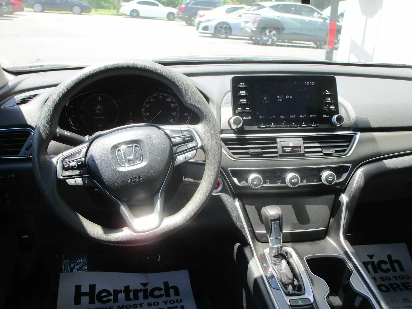 Used 2020 Modern Steel Metallic Honda LX image 9