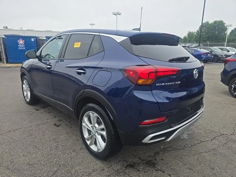 Used 2023 Blue Buick Preferred image 5