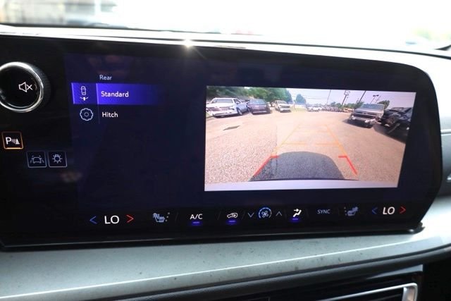 Used 2025 White Chevrolet LT image 5