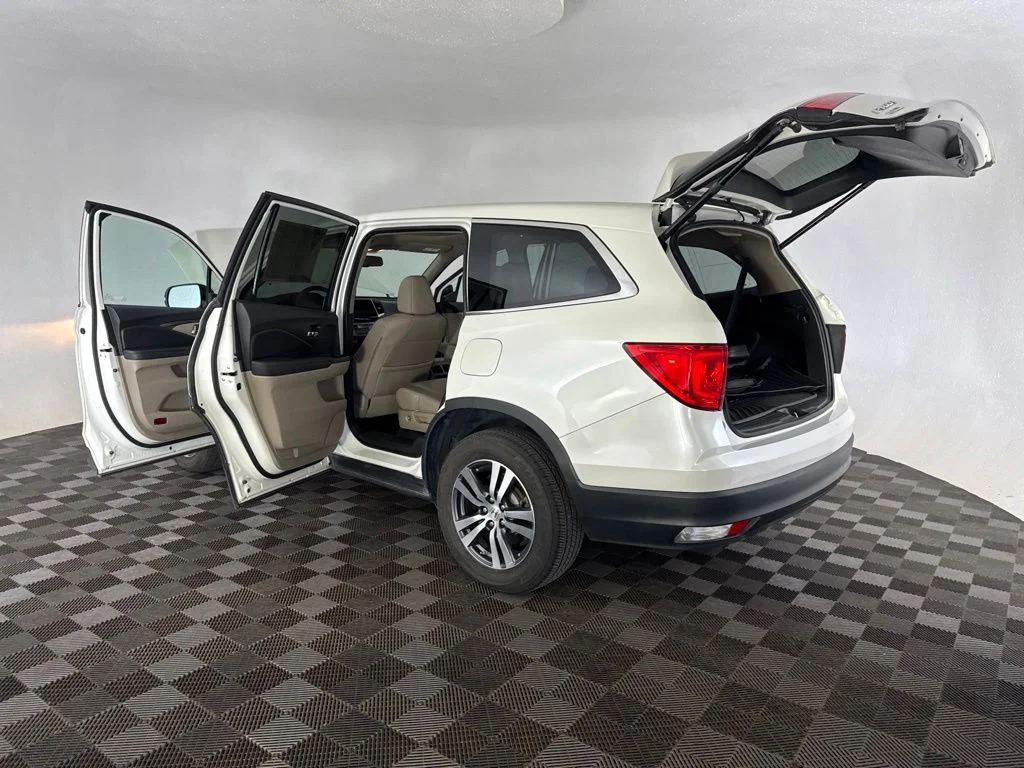 Certified Used 2018 White Honda EX-L image 18