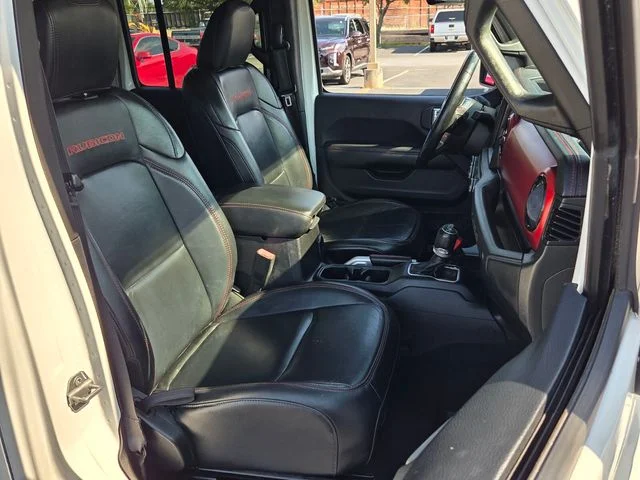 Used 2018 White Jeep Unlimited Rubicon image 15
