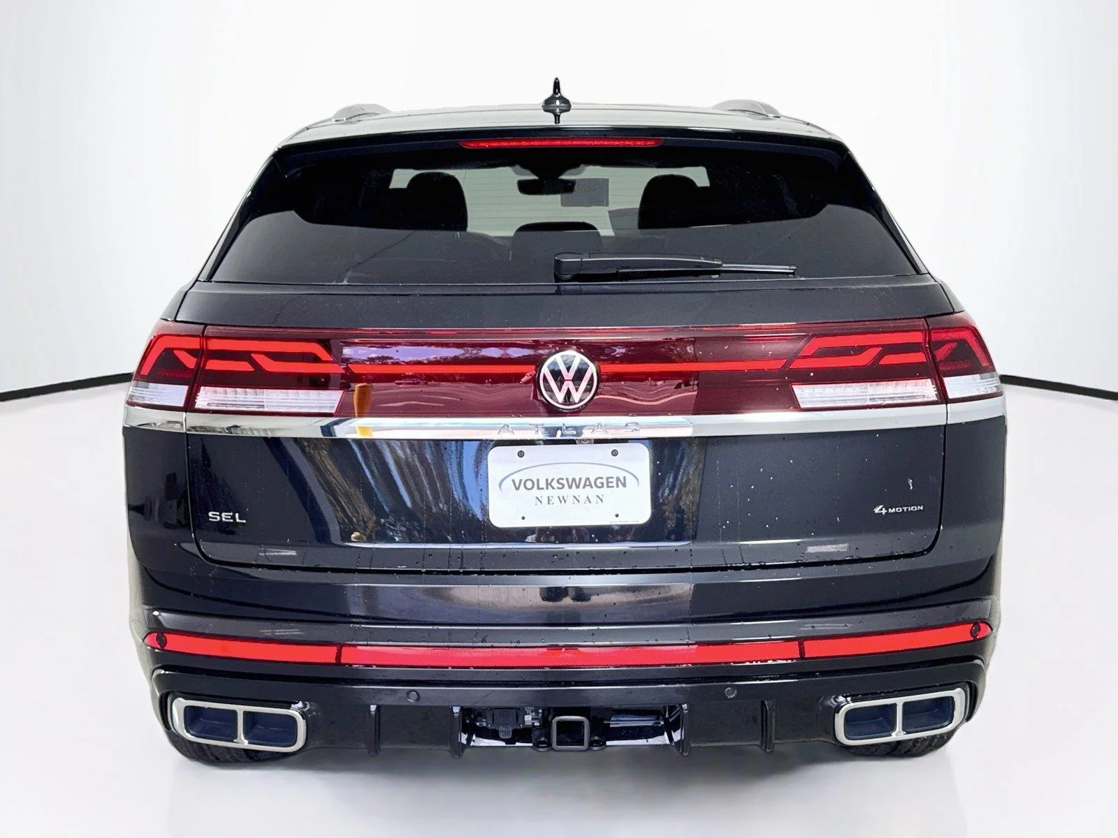 New 2026 Deep Black Pearl Volkswagen 2.0T SEL Premium R-Line image 5