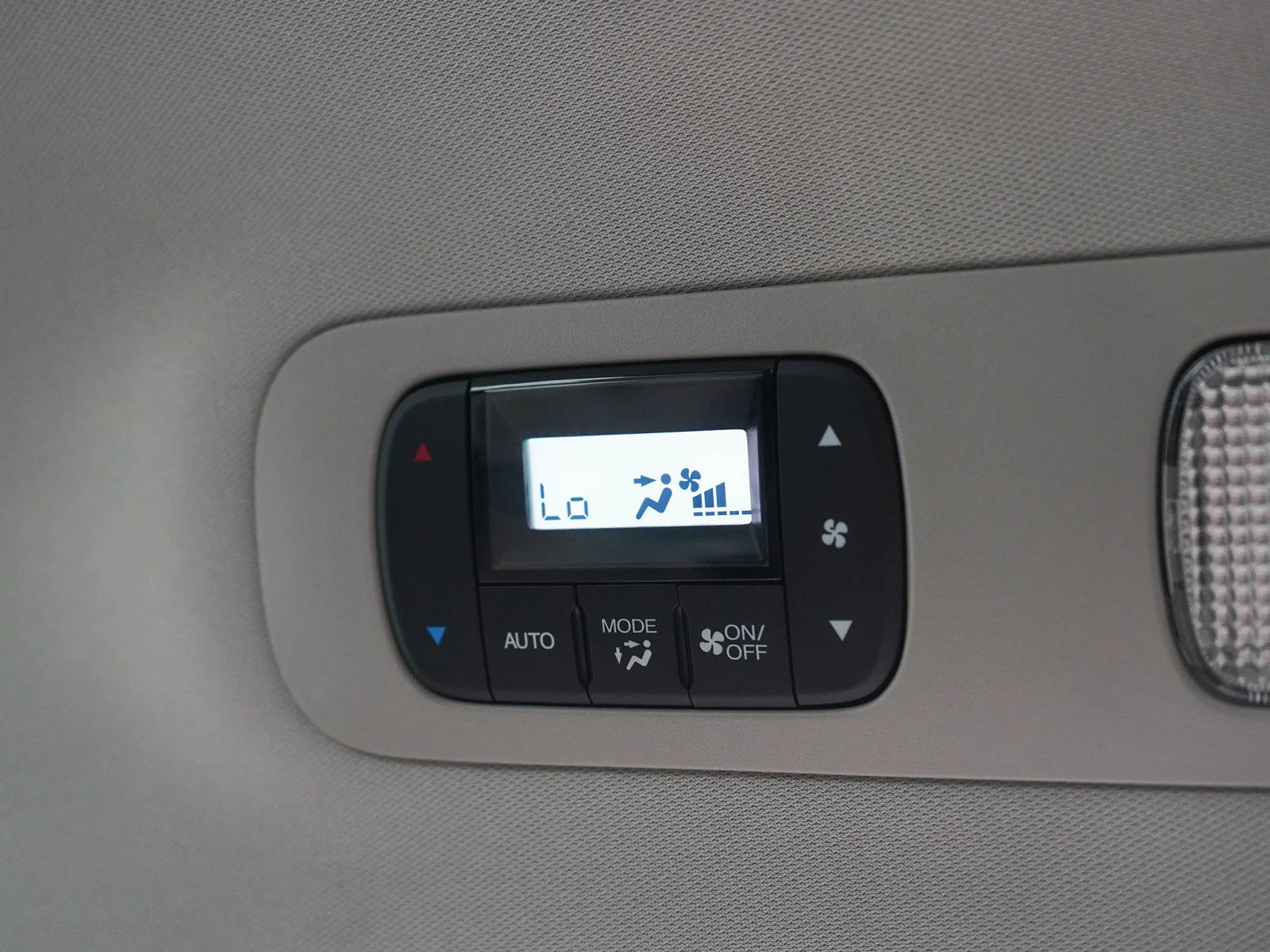 Used 2025 Modern Steel Metallic Honda 5D WAGON EX-L image 16