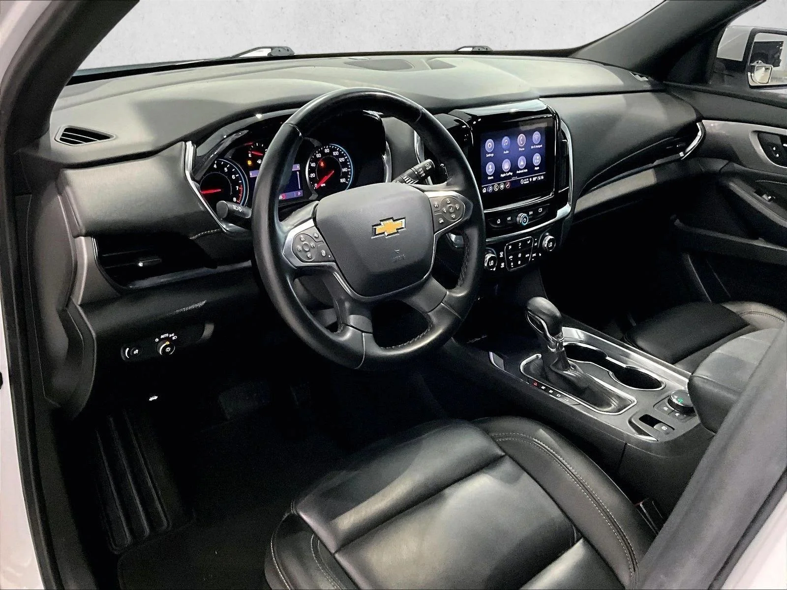 Used 2023 Summit White Chevrolet LT Leather image 14