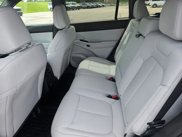 Used 2026 Silver Jeep Limited image 25