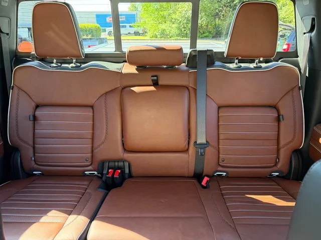 Used 2024 White GMC Denali Ultimate image 13