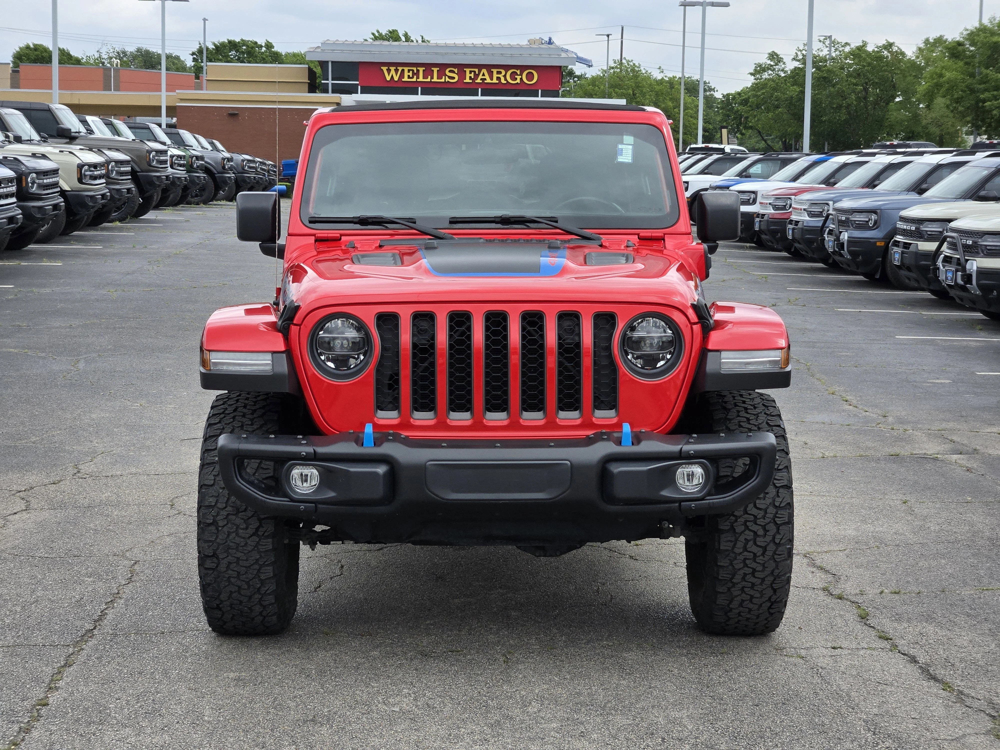 Used 2021 Jeep Wrangler Unlimited Rubicon 4XE with VIN 1C4JJXR67MW642204 for sale in Dallas, TX