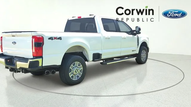 Certified Used 2026 Oxford White Ford Lariat image 8
