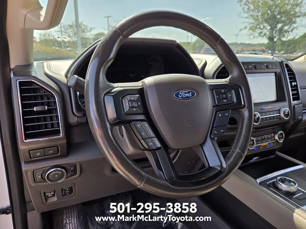 Used 2018 White Ford Limited image 10