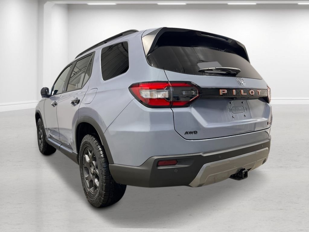 New 2026 Sonic Gray Pearl Honda TrailSport image 3