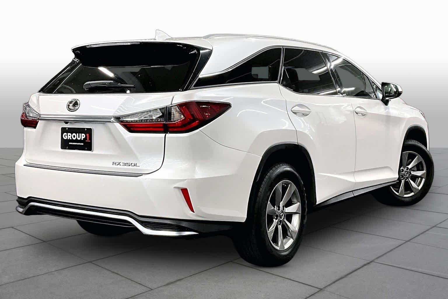 Used 2018 Eminent White Pearl Lexus  image 13