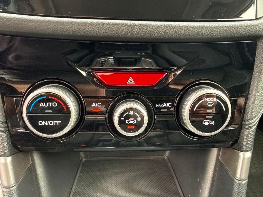 Used 2019 Gray Subaru Premium image 33