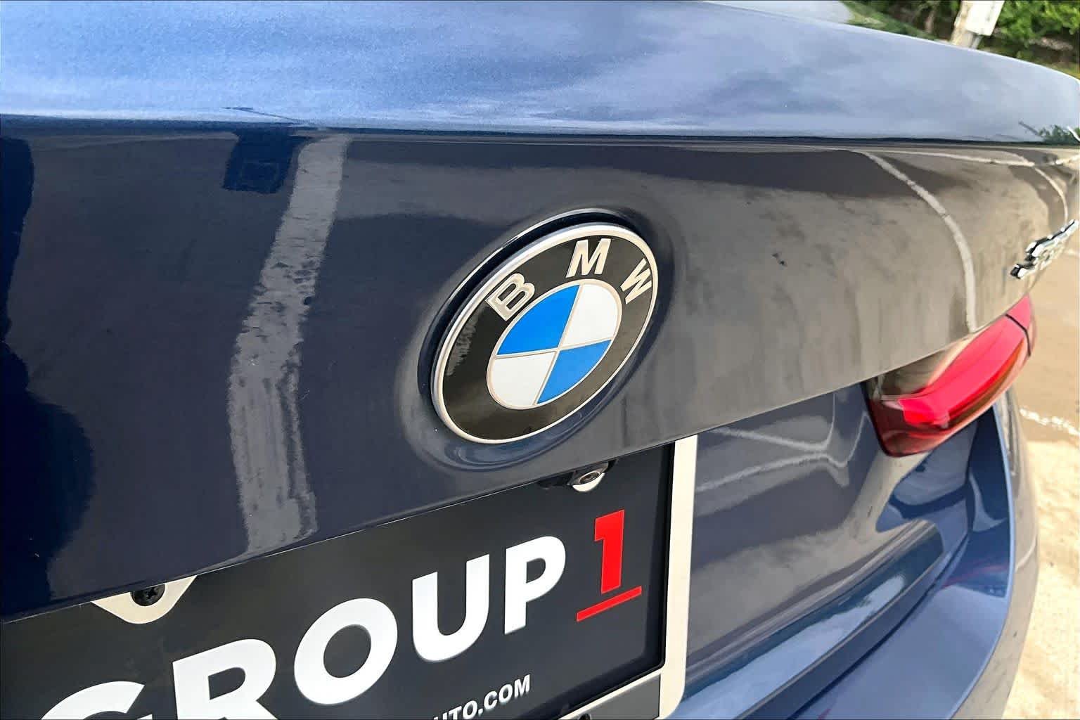 Used 2023 Phytonic Blue Metallic BMW 330i image 29