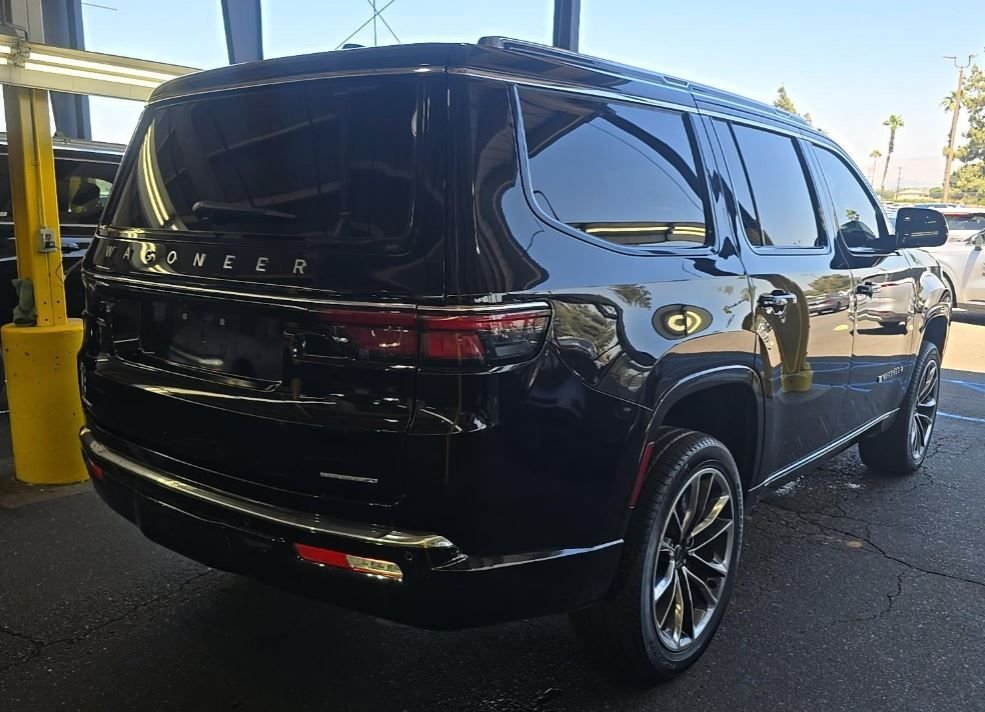 Used 2023 Black Jeep Series III image 4