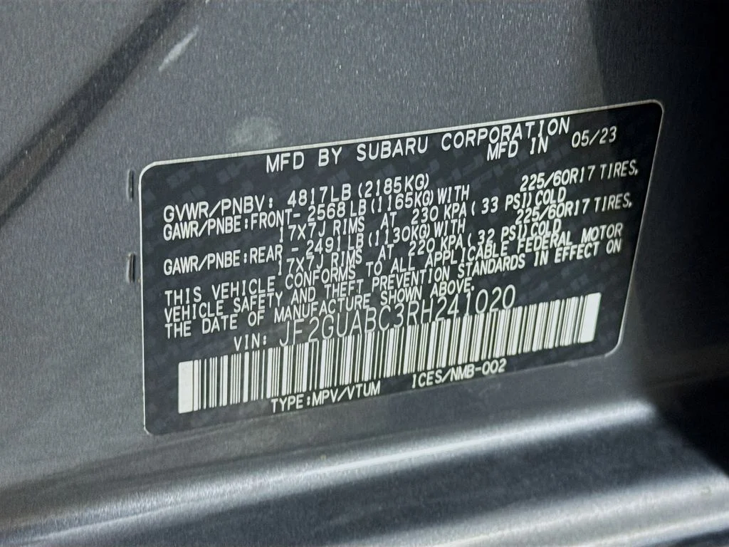 Used 2024 Gray Subaru Base image 38