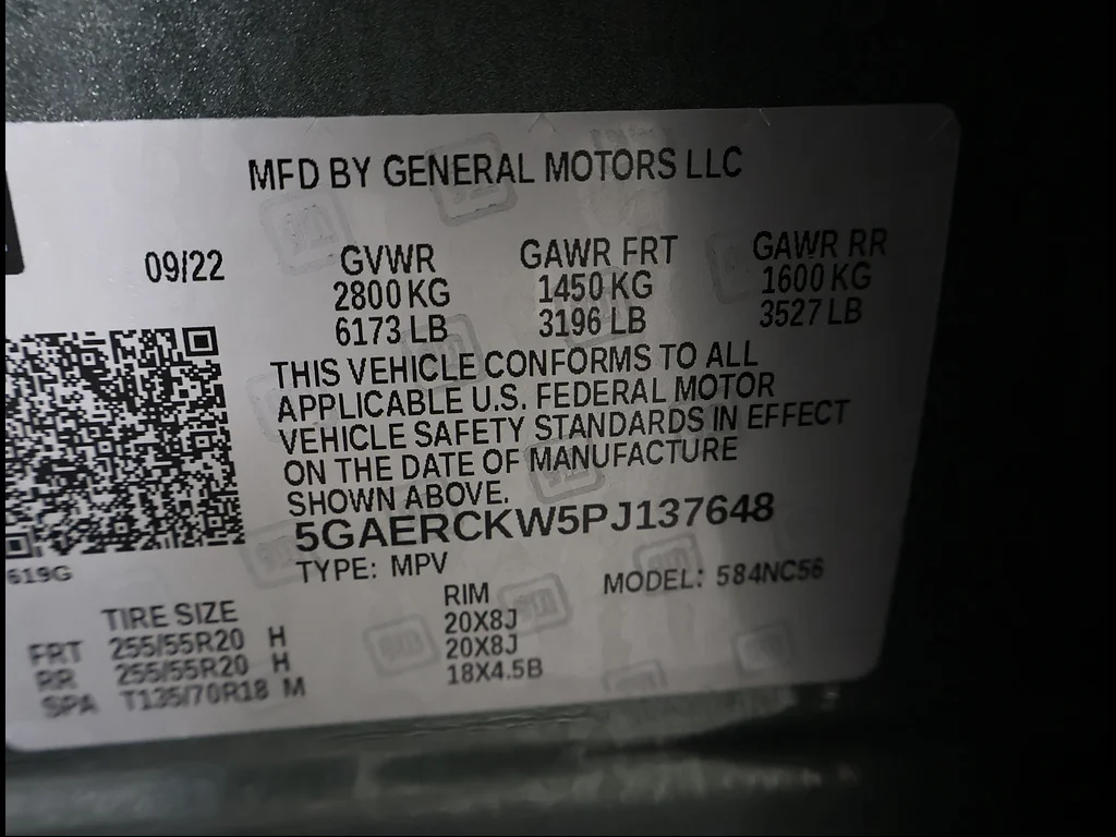Used 2023 Sage Metallic Buick Premium image 13