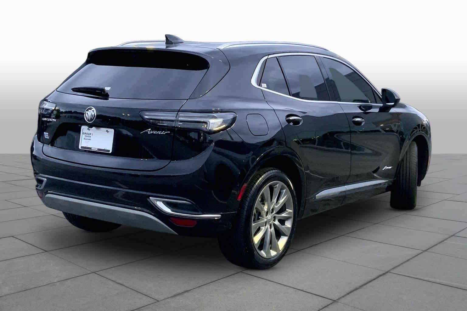 Used 2022 Ebony Twilight Metallic Buick Avenir image 13