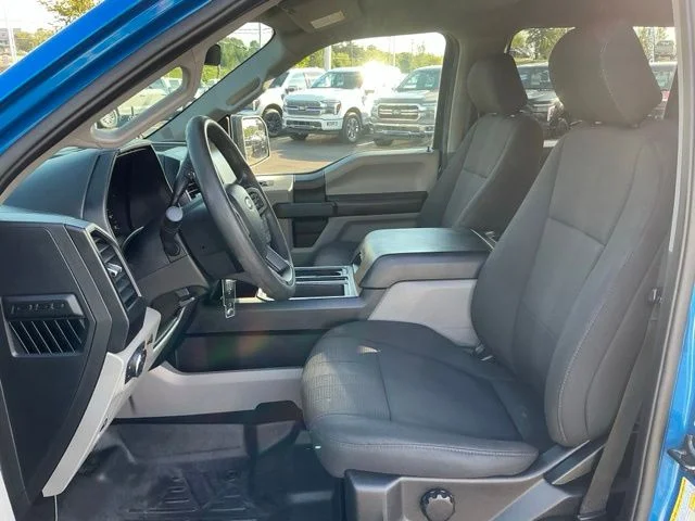 Used 2019 Blue Metallic Ford XL image 19