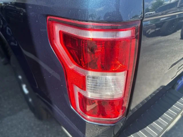 Used 2019 Blue Ford XLT image 24