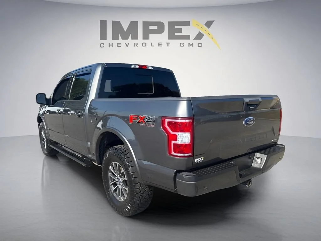 Used 2018 Gray Ford XL image 3
