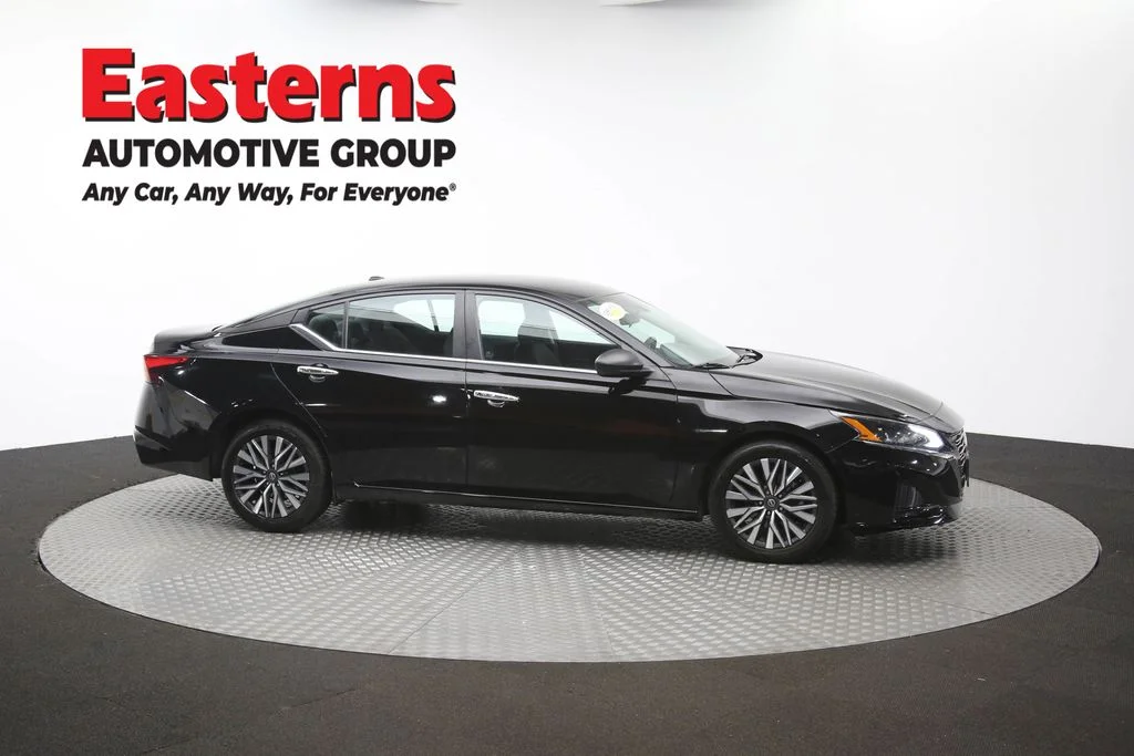 Used 2024 Black Nissan 2.5 SV image 46