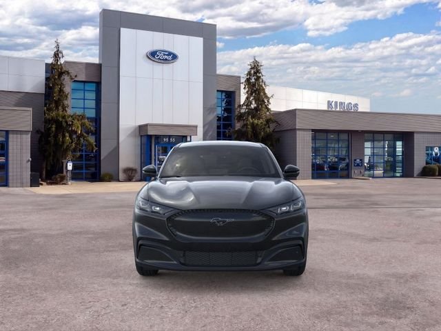 New 2026 Shadow Black Ford Select image 6