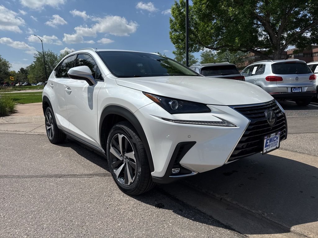 Used 2020 White Pearl Lexus 300 Base image 7