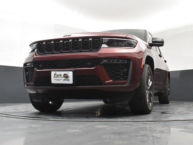 New 2026 Velvet Red Pearl-Coat Exterior Paint Jeep Limited image 20